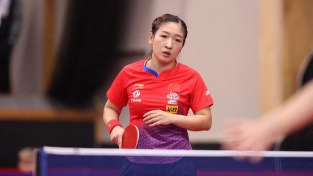 边路传中 边路传中