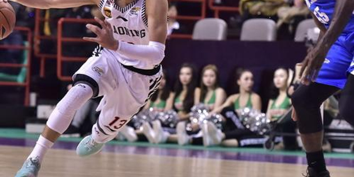 或成中国男 或成中国男