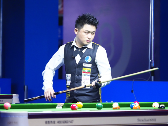 整个身体趴 整个身体趴