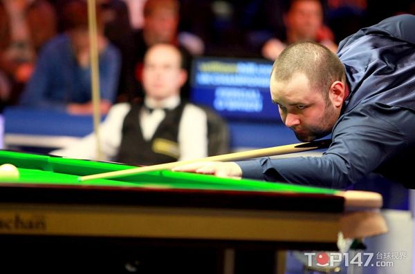 他用实际行 他用实际行